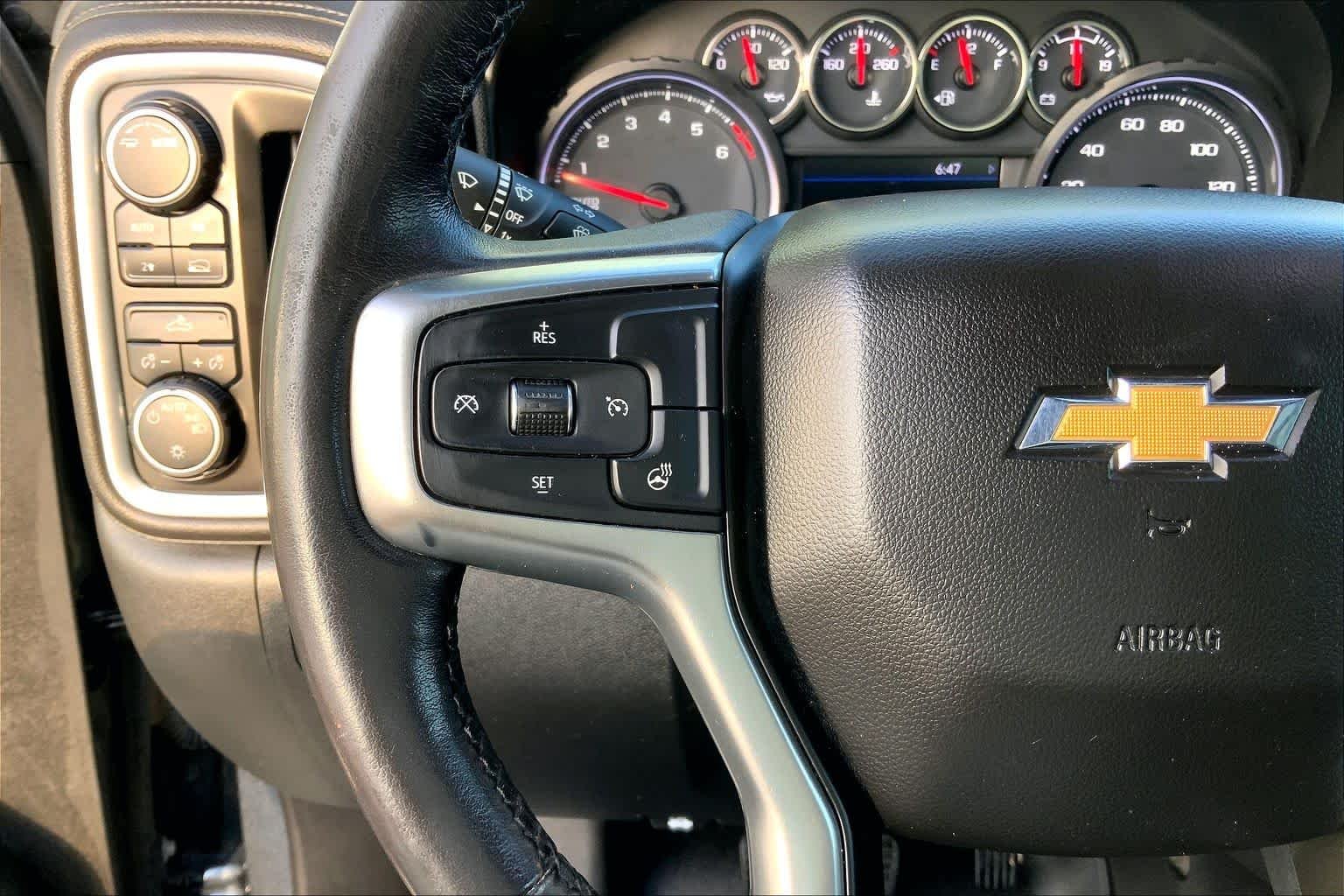 Used 2021 Shadow Gray Metallic Chevrolet LT image 24