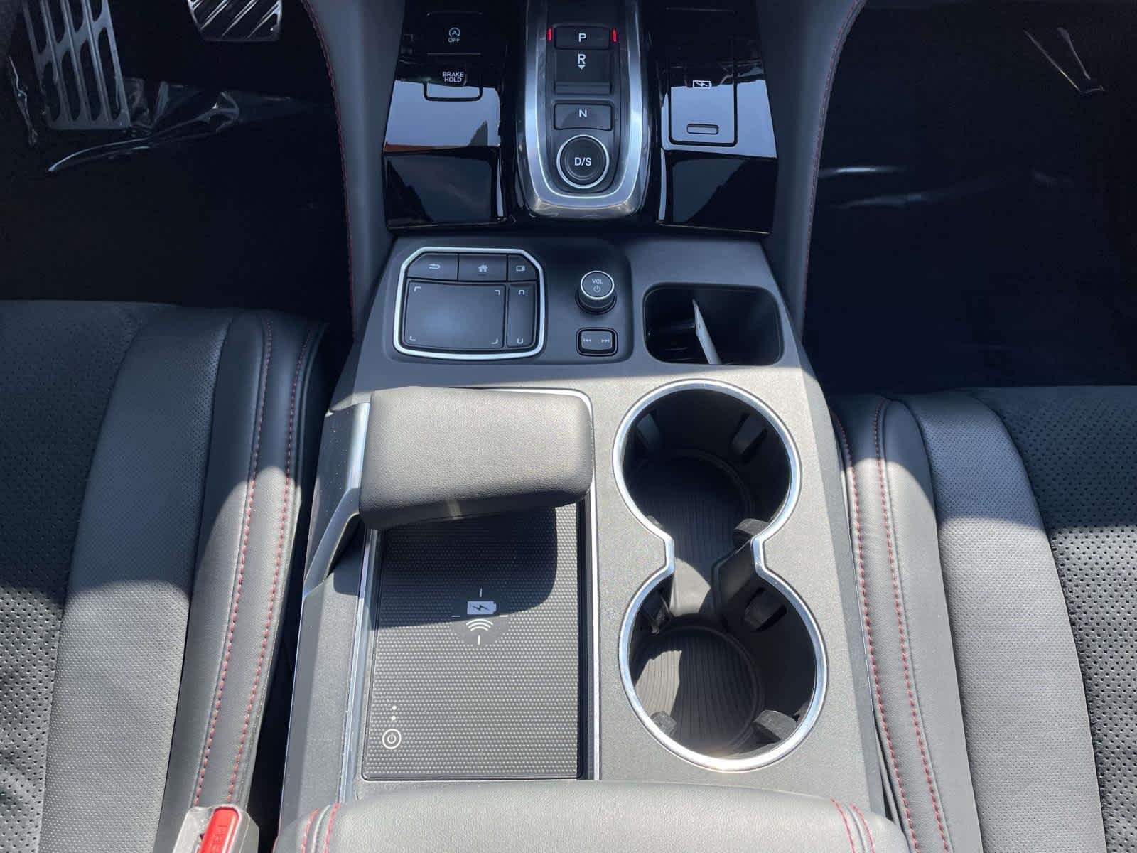 Used 2022 Majestic Black Pearl Acura w/A-Spec Package image 26