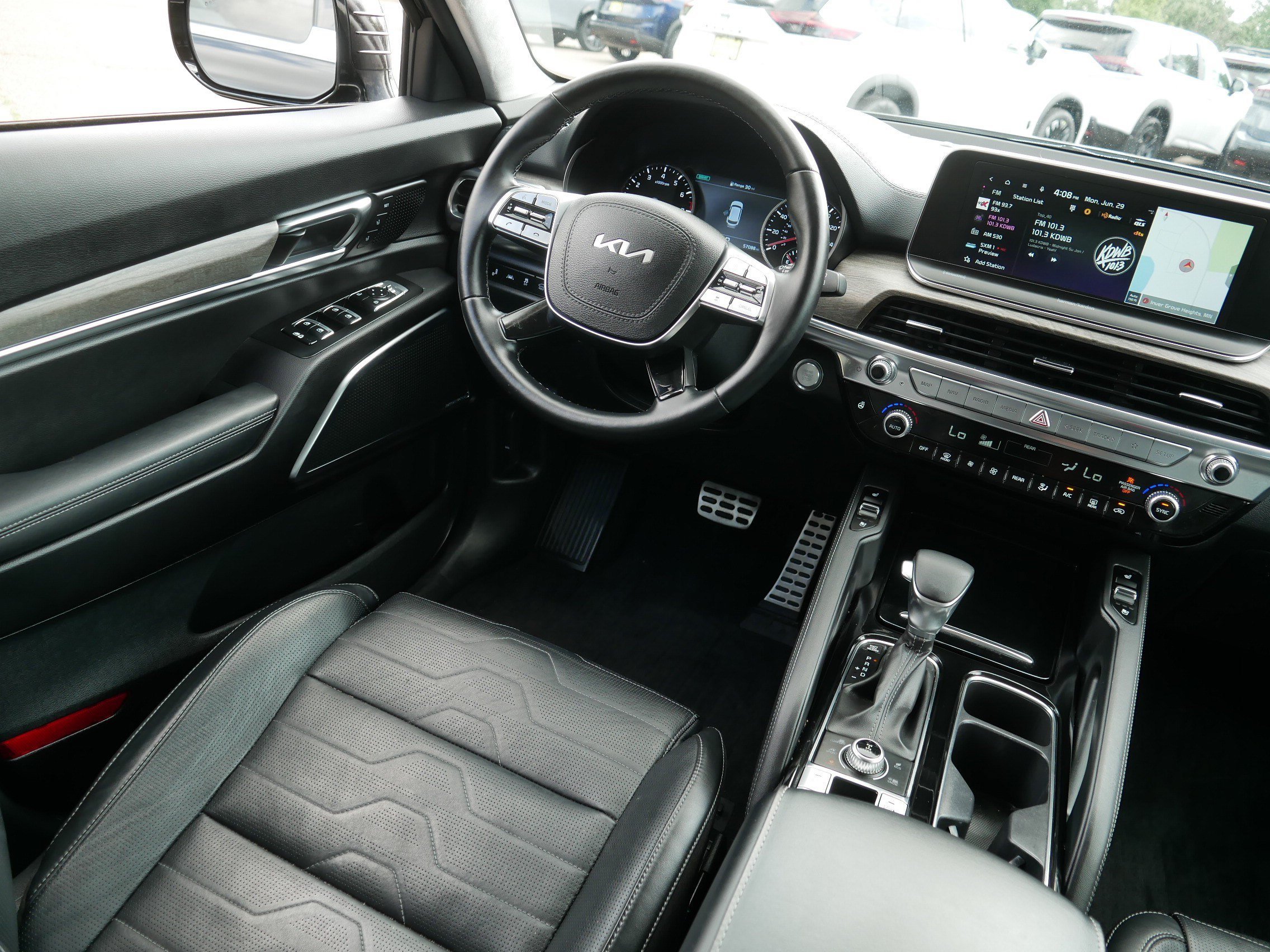 Used 2022 Black Copper Kia SX image 9