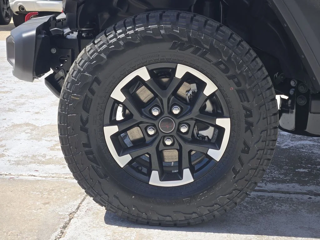New 2026 Granite Crystal Metallic Clearcoat Jeep Rubicon image 10