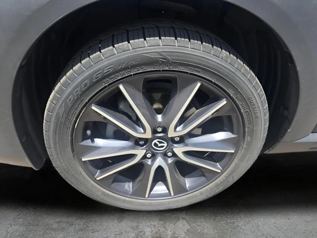 Used 2018 Deep Crystal Blue Mica Mazda Touring image 18