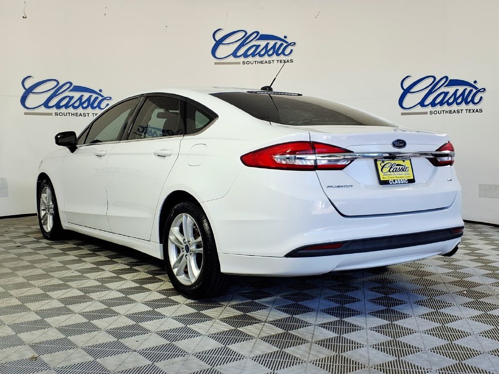 Used 2018 Ford Fusion SE with VIN 3FA6P0H75JR162365 for sale in Beaumont, TX