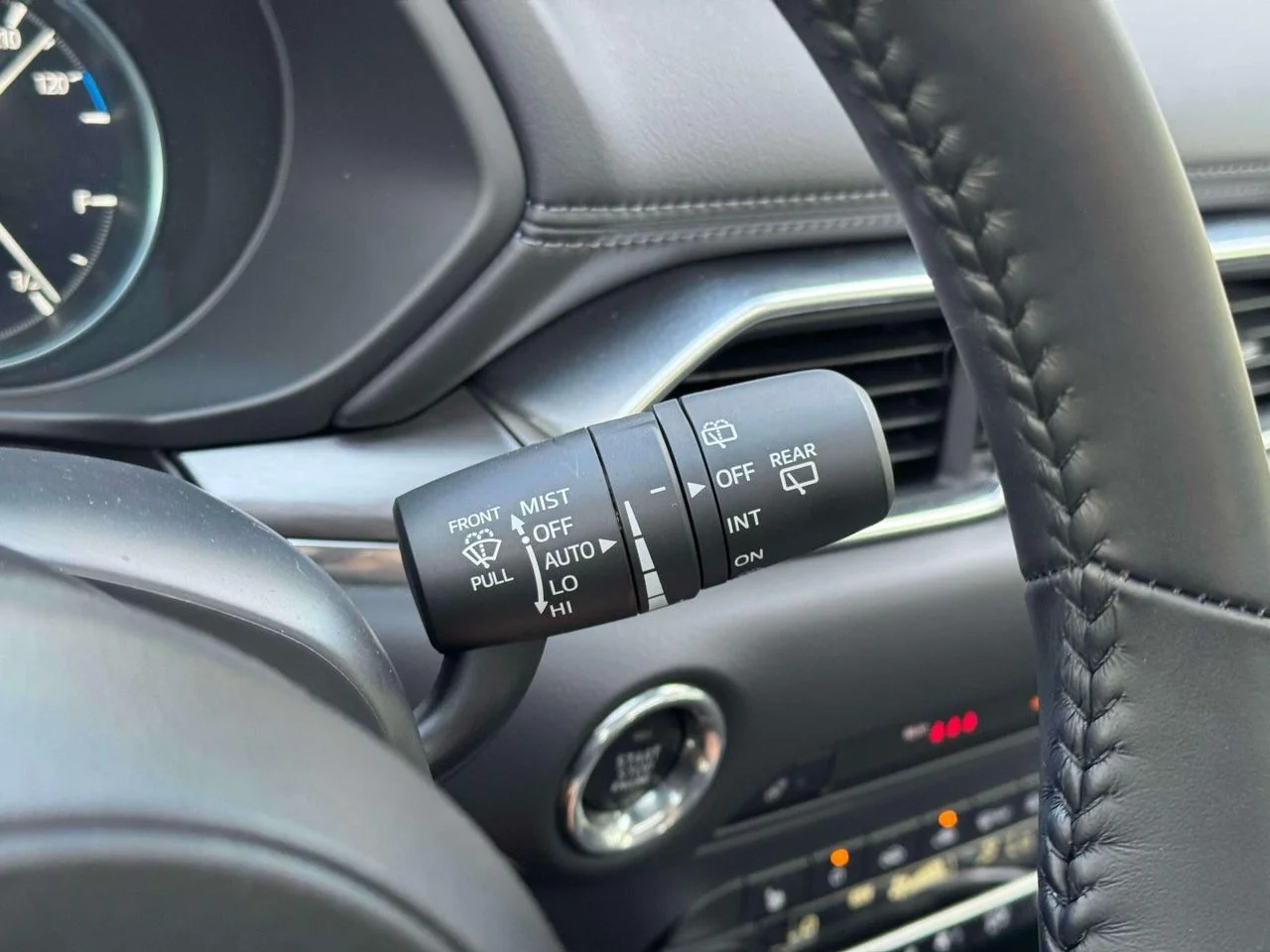 Used 2025 Rhodium White Metallic Mazda 2.5 S Premium Plus image 29