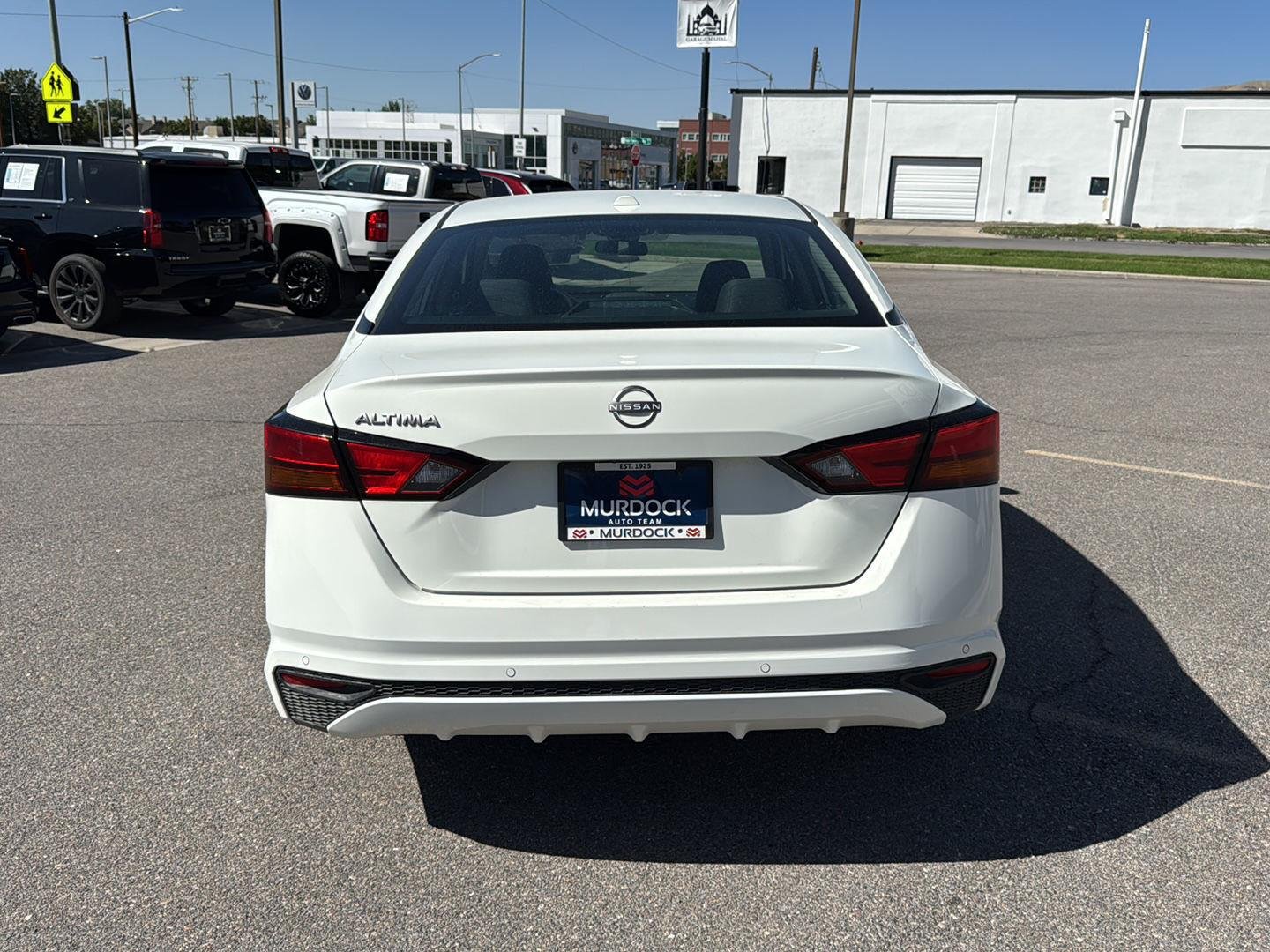 2025 Nissan Altima SV - Photo 11