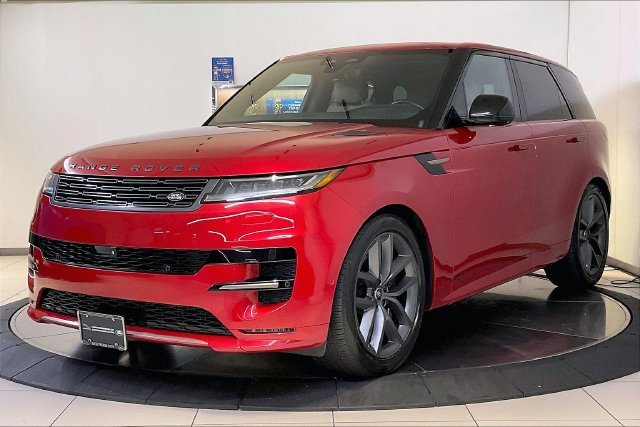 Used 2024 Red Land Rover Dynamic SE image 1