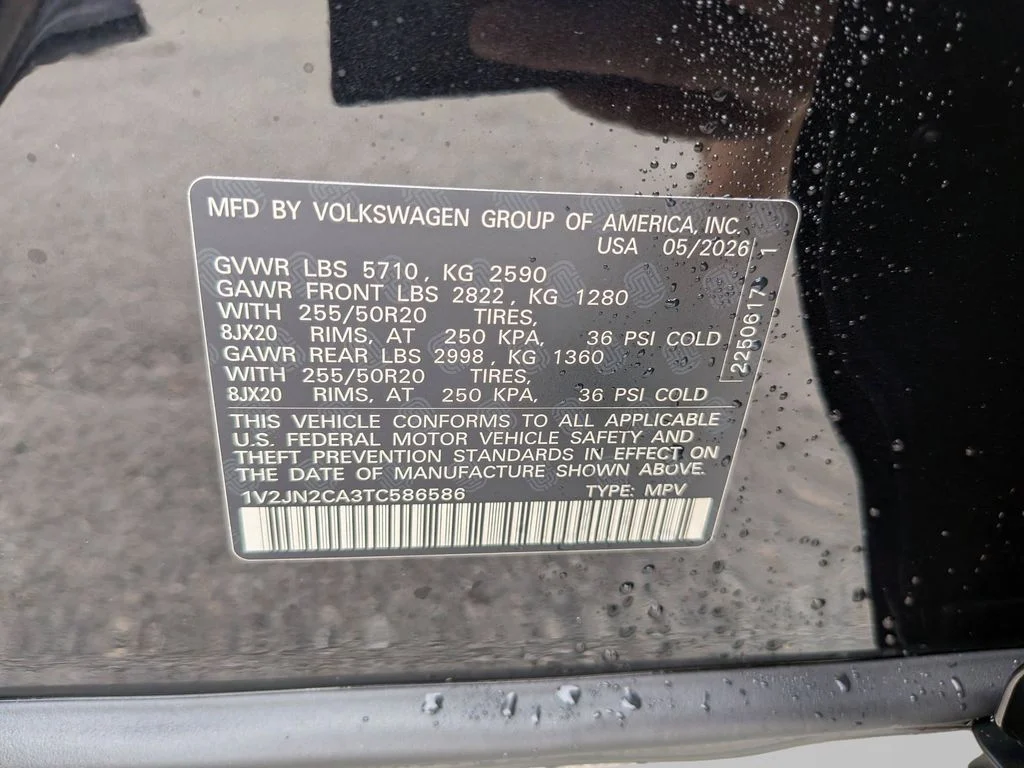 New 2026 Black Volkswagen 2.0T SE w/Technology image 32