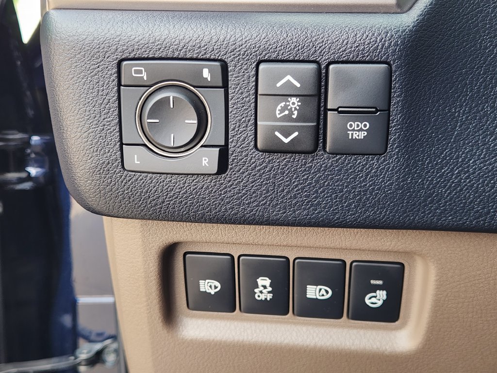Used 2022 Mica Lexus 460 PREMIUM image 21