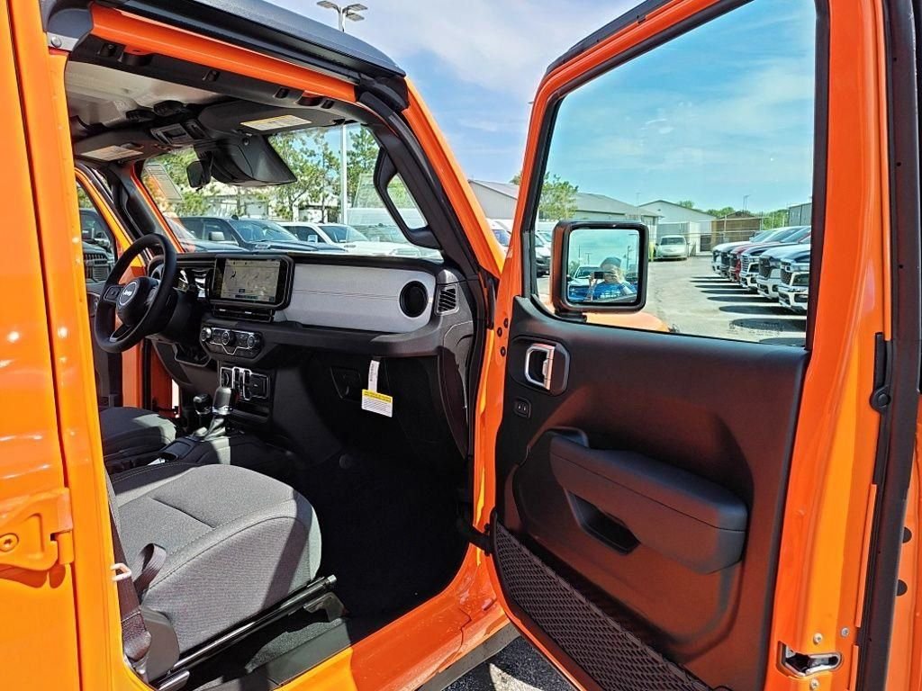 New 2026 Joose Jeep Sport S image 34
