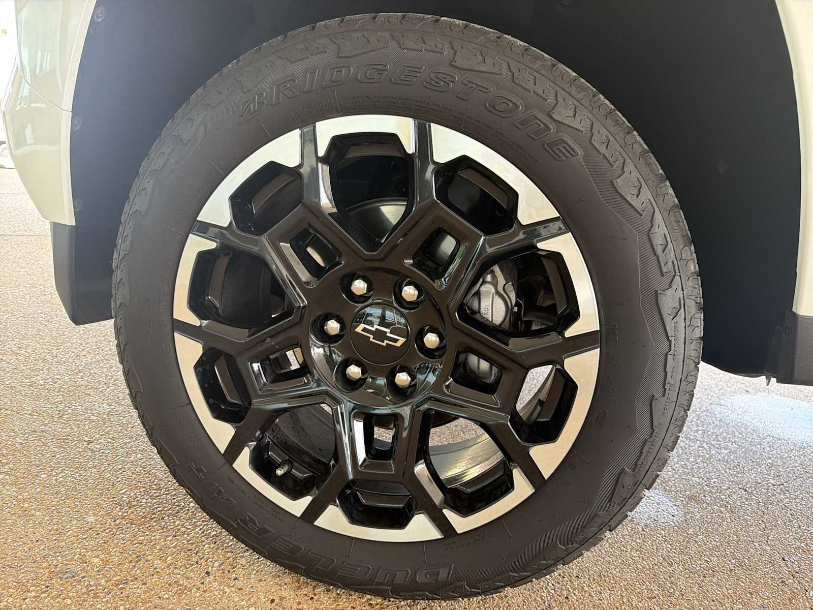 2026 Chevrolet Colorado Z71 - Photo 34
