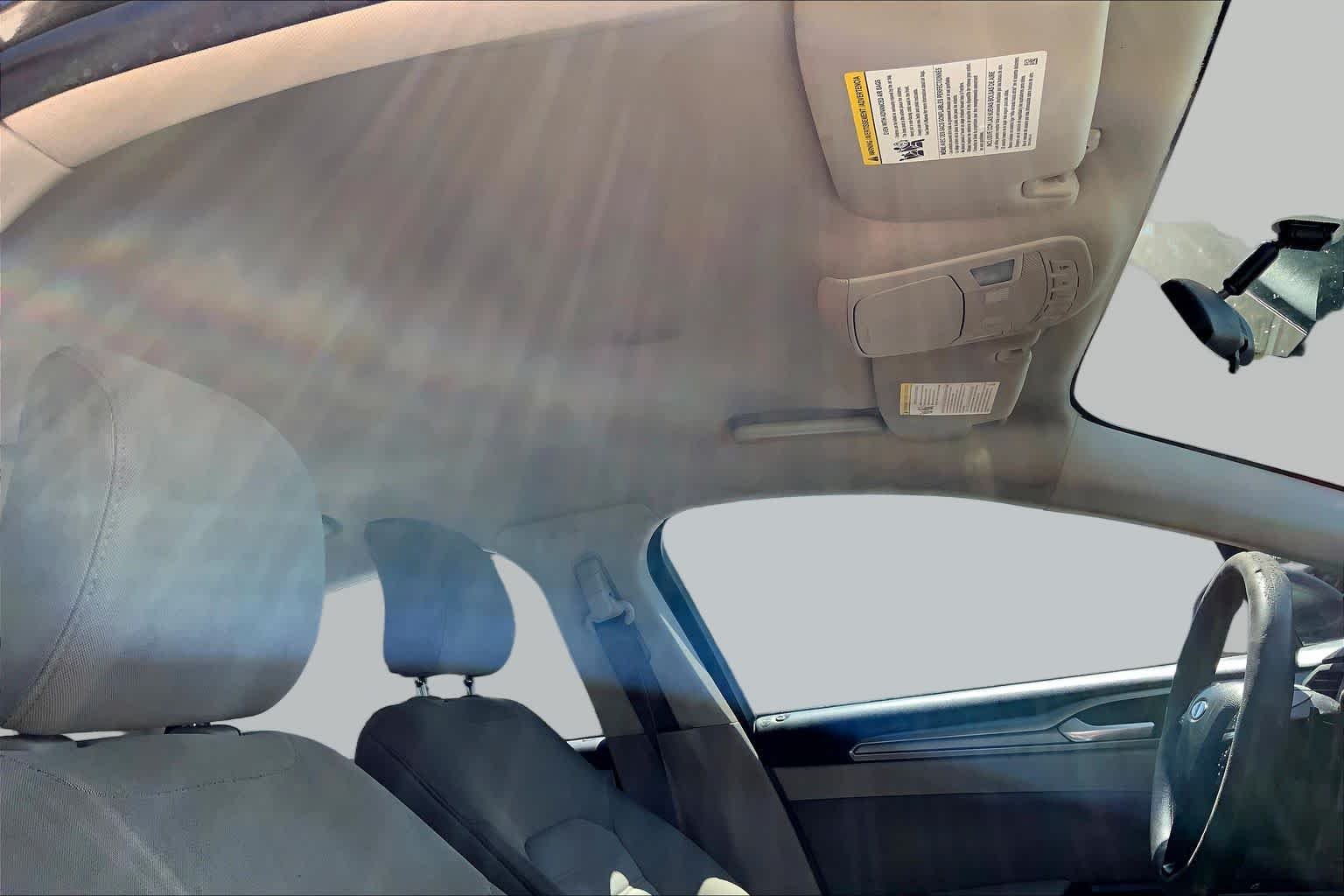 Used 2017 Magnetic Ford SE image 14