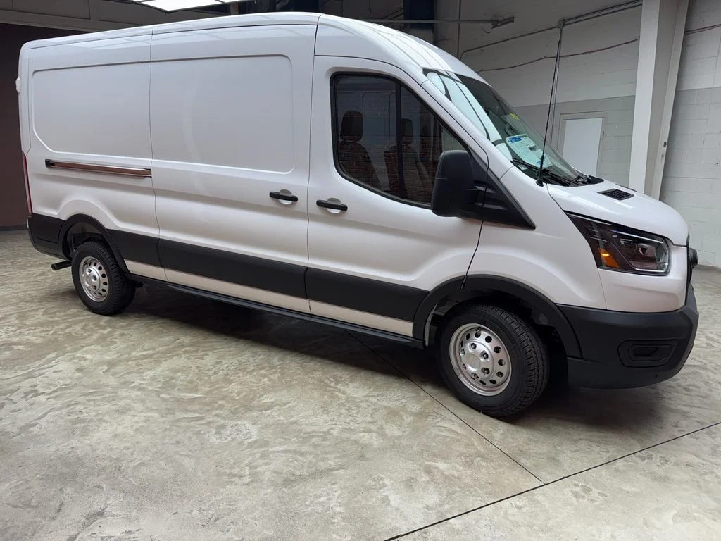 New 2026 Oxford White Ford Cargo Van image 7
