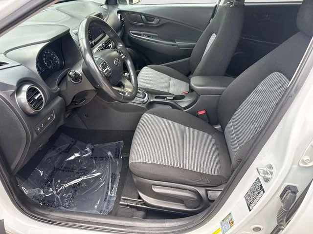 Used 2019 White Hyundai SEL image 13