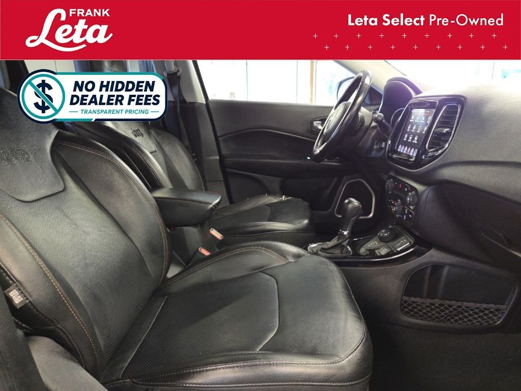 Used 2020 Olive Green Pearlcoat Jeep  image 20