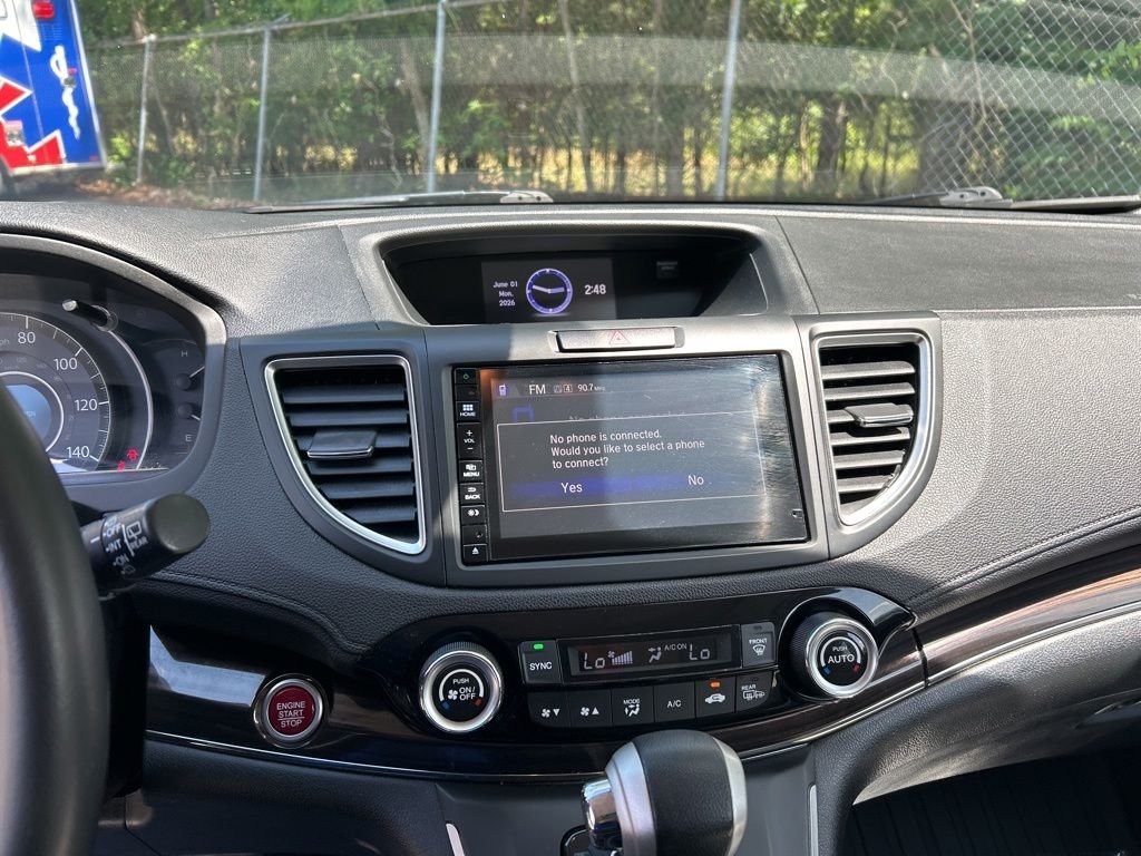 Used 2016  Honda Touring image 17