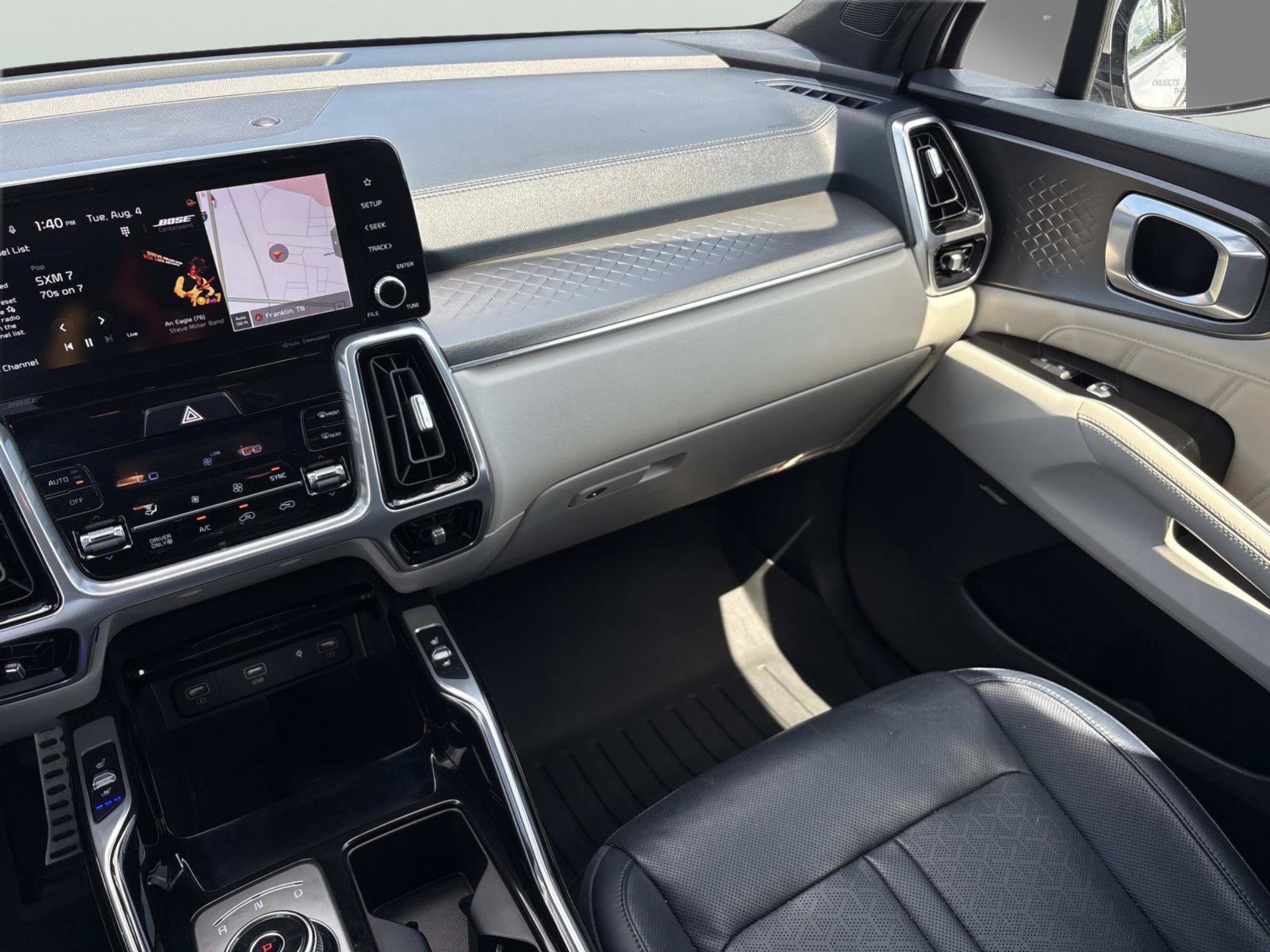Used 2022 Silky Silver Kia SX Prestige image 11