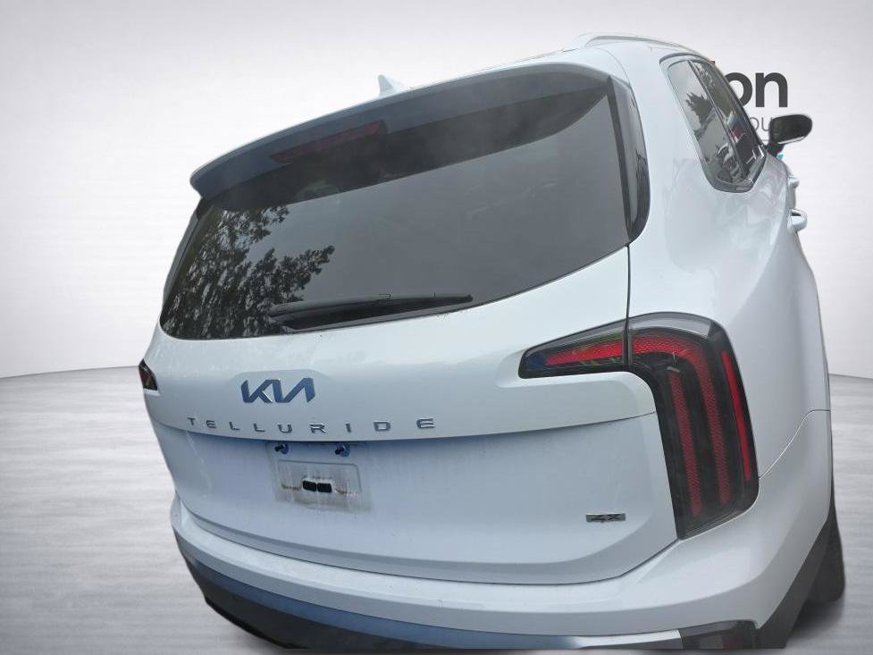 Certified Used 2024 White Kia EX image 6