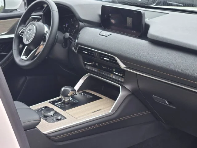 Used 2024 White Mazda Premium image 7