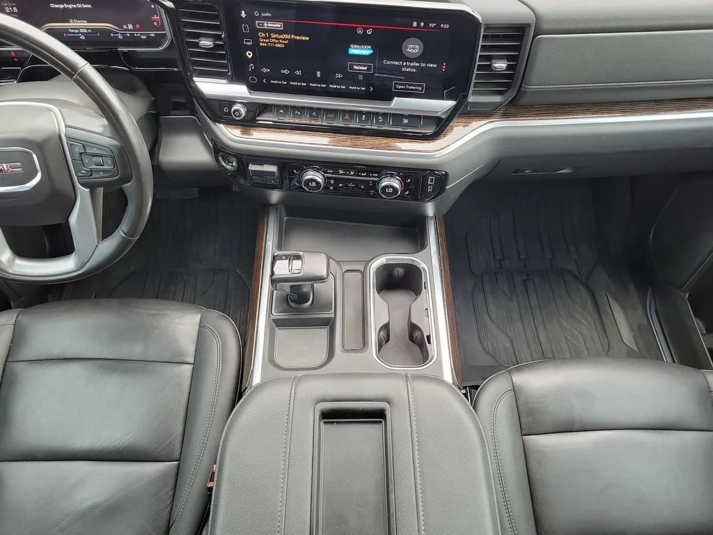 Used 2022 Summit White GMC Elevation image 20