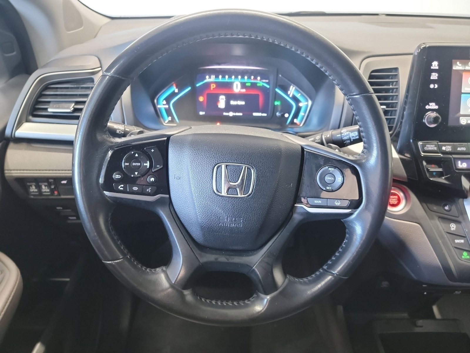Used 2018 Modern Steel Metallic Honda Touring image 16