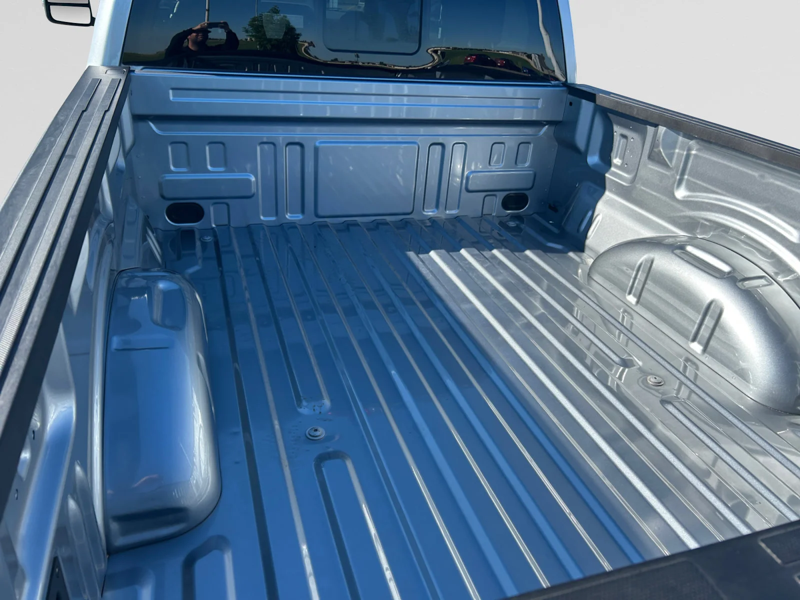 New 2026 Iconic Silver Metallic Ford XLT image 10