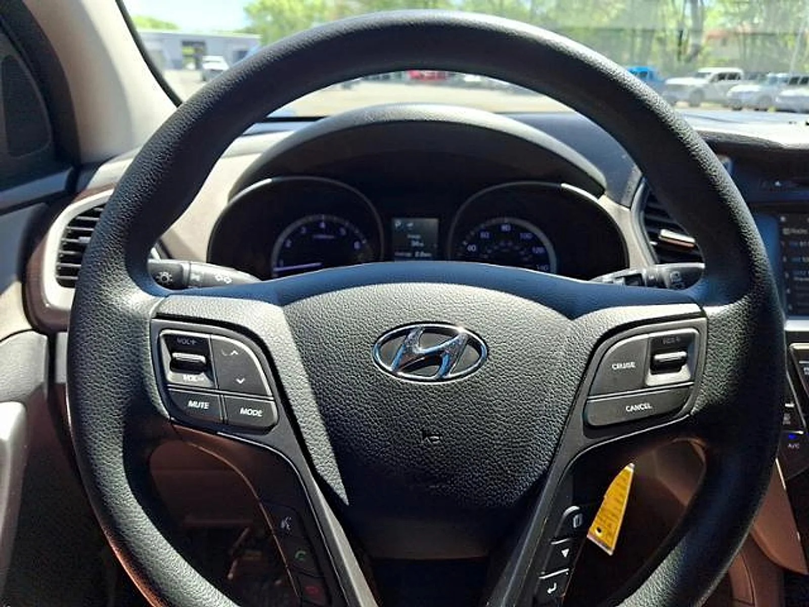 Used 2019 Circuit Silver Hyundai SE image 20