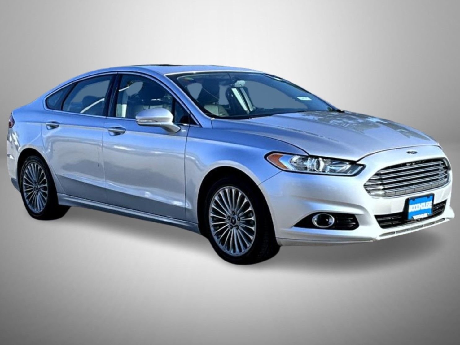 Used 2016 Silver Ford Titanium image 3