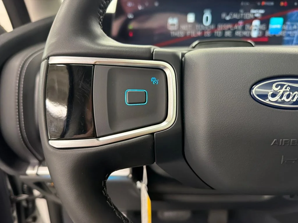 New 2026 White Ford Platinum image 21