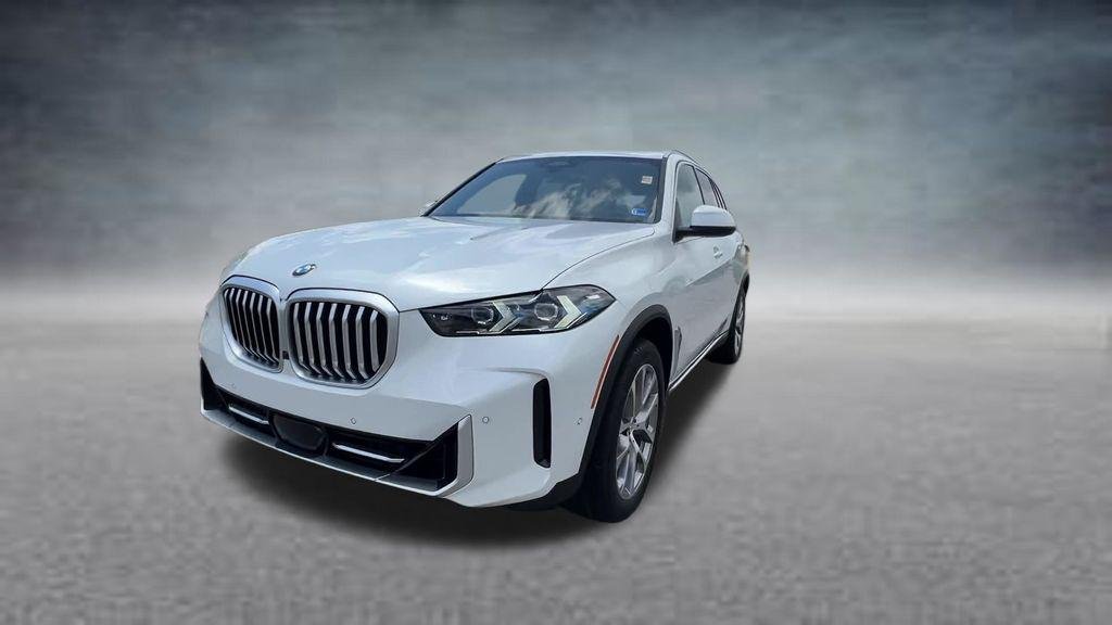 New 2026 Mineral White Metallic BMW xDrive40i image 7