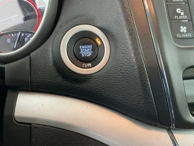 Used 2018 Blue Dodge SE image 20