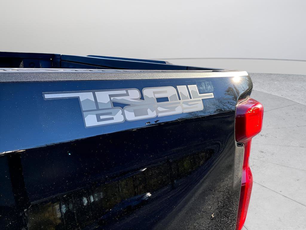 New 2026 Chevrolet Silverado 1500 Custom Trail Boss 4D Crew Cab