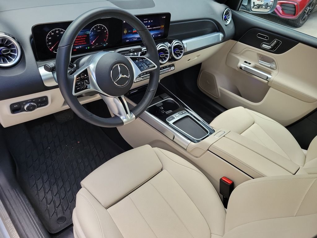 Certified Used 2026 Silver Mercedes-Benz GLB 250 image 24