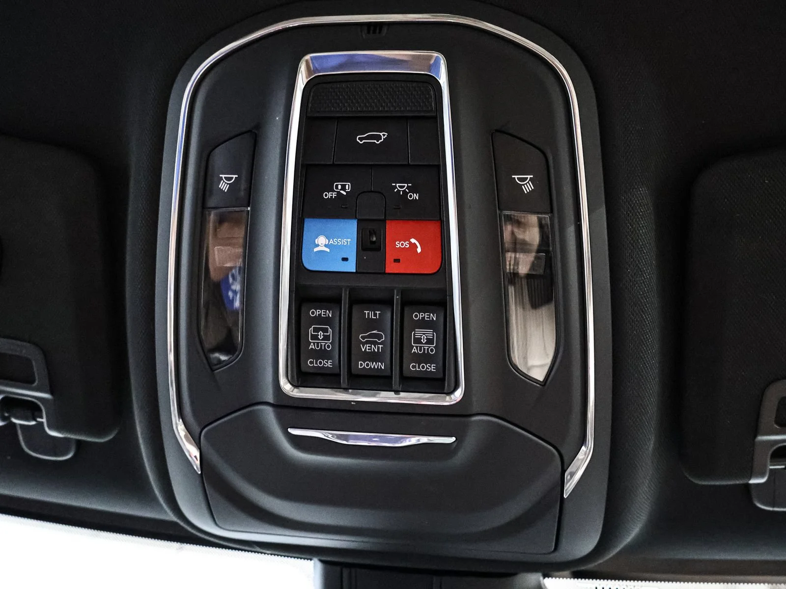 Used 2023 Gray Jeep Limited 4x4 image 34
