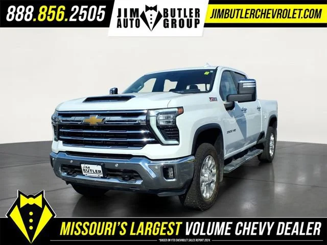 Used 2025 Summit White Chevrolet LTZ image 1