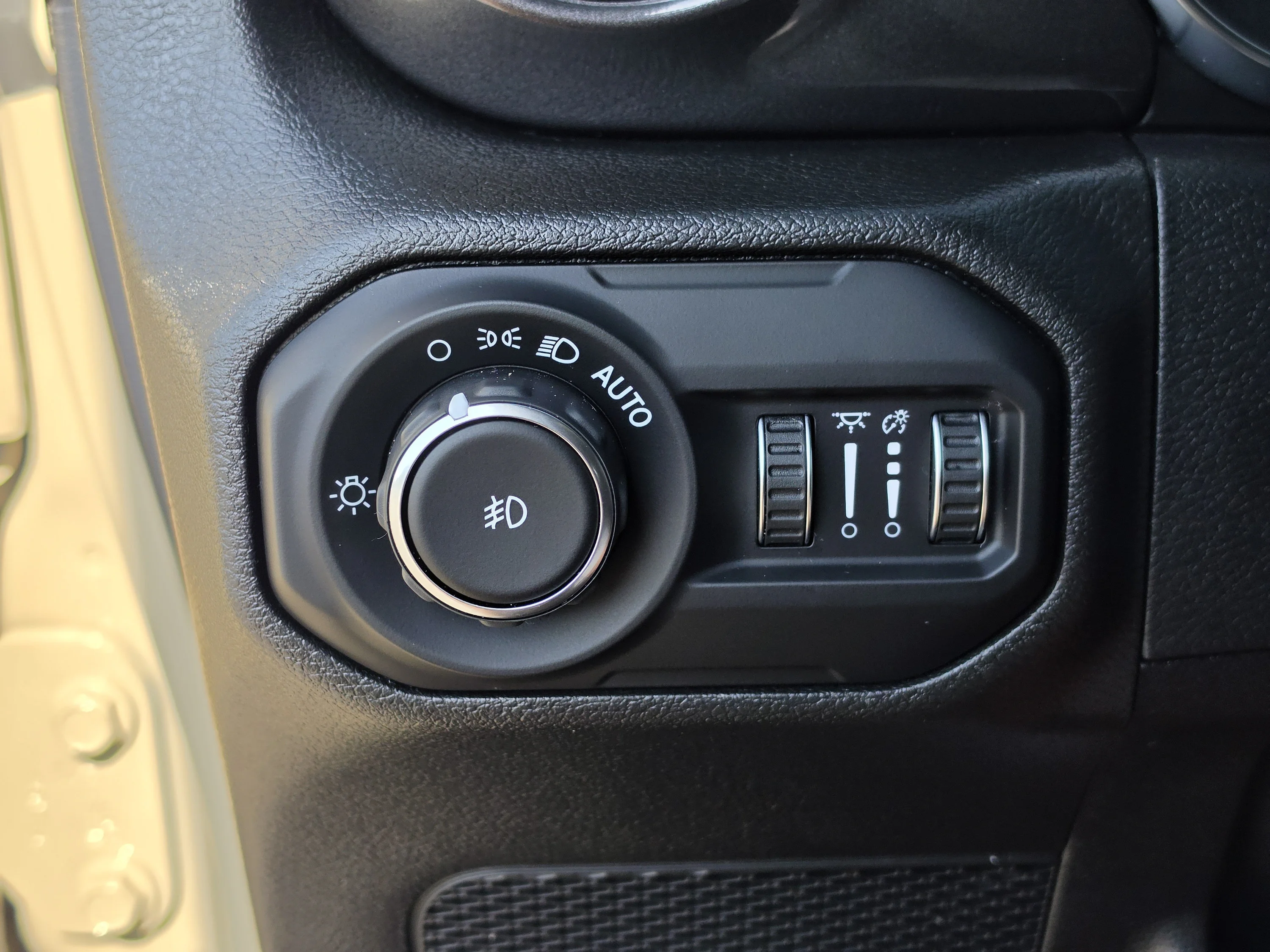 Used 2022 Limited Edition Gobi Clearcoat Jeep Unlimited Sport Altitude image 30
