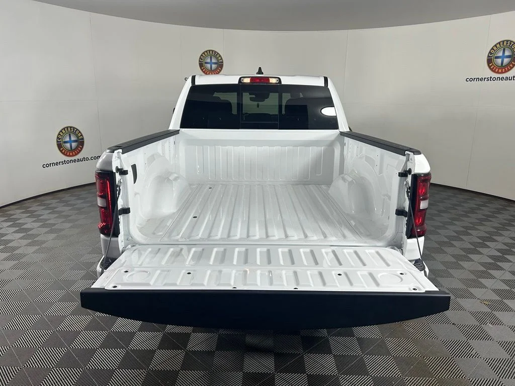 New 2026 Bright White Clear-Coat Exterior Paint RAM Big Horn/Lone Star image 21