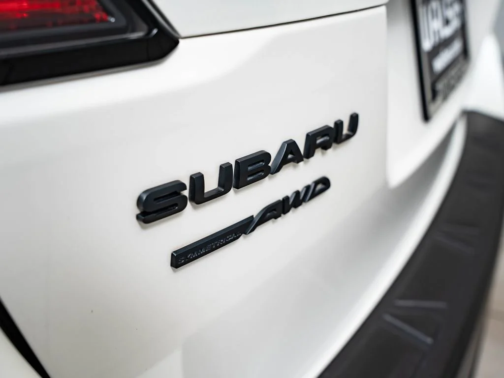 Used 2025 Crystal White Pearl Subaru Onyx Edition XT image 20