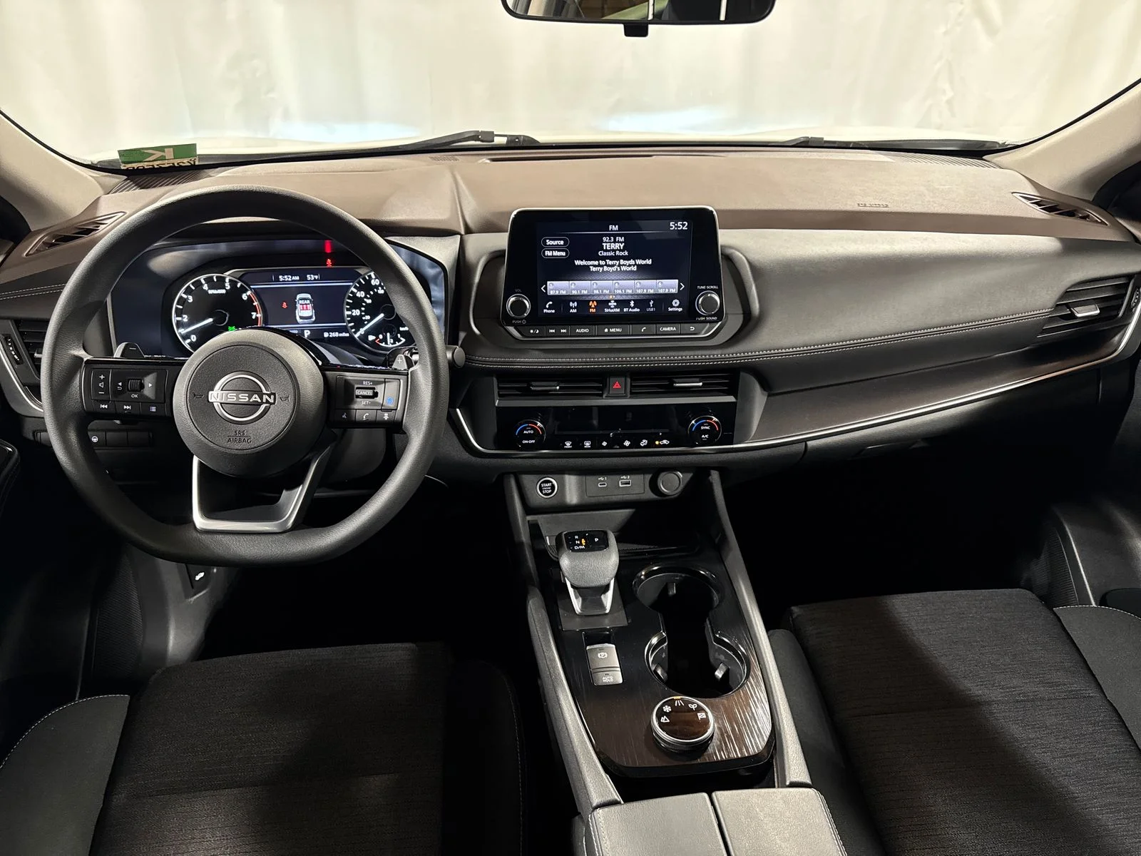Used 2023 Pearl White Nissan SV image 4