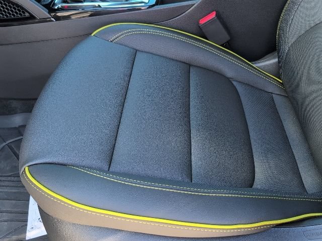 New 2026 Mosaic Black Metallic Chevrolet ACTIV image 13