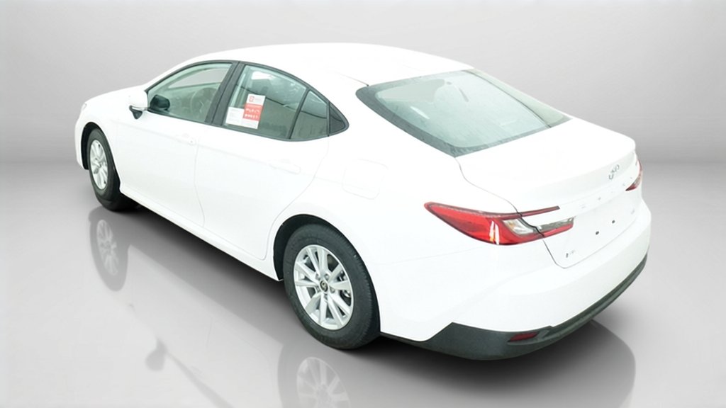 New 2026 Ice Cap Toyota LE image 14