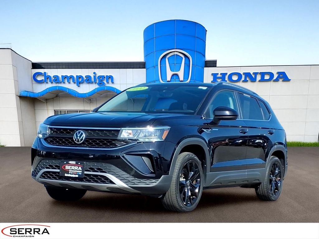 2022 Volkswagen Taos 1.5T SE 4Motion's photo