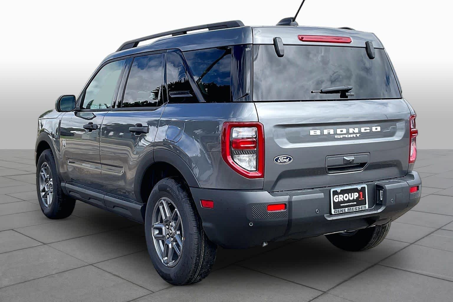 New 2026 Carbonized Gray Metallic Ford Big Bend image 12