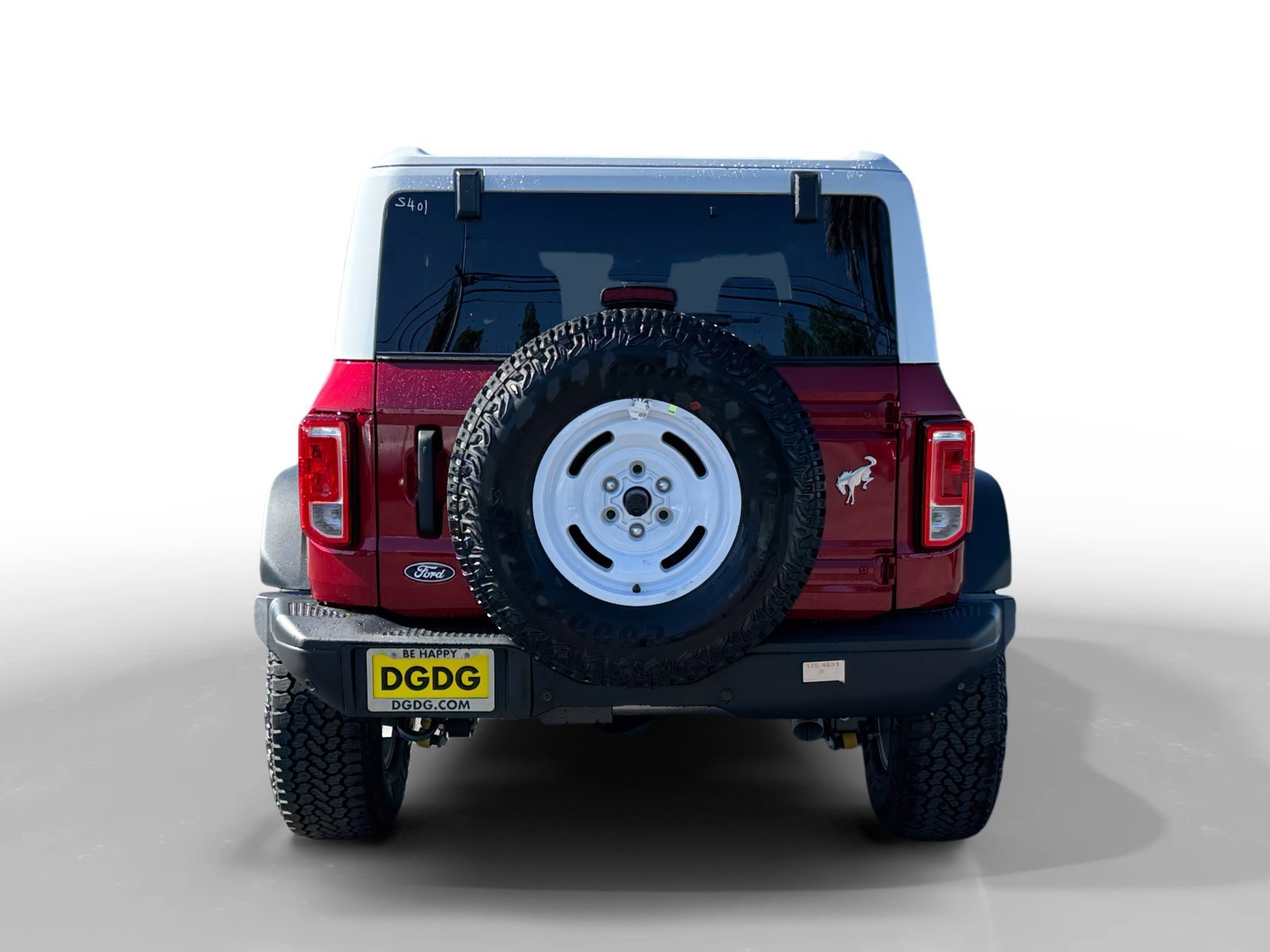 New 2026 Ruby Red Metallic Tinted Clearcoat Ford Heritage Edition image 4