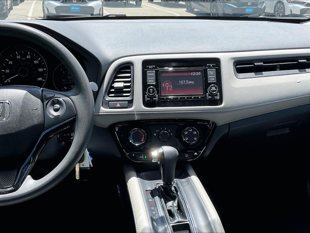 Used 2019 Silver Honda LX image 18