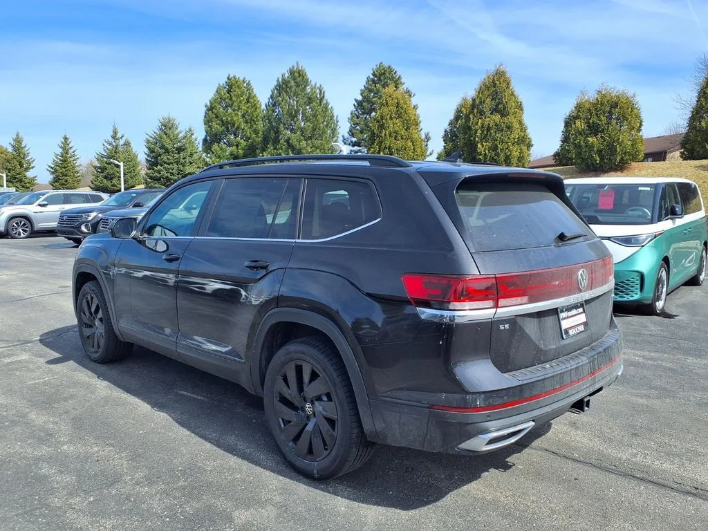 New 2026 Deep Black Pearl Volkswagen 2.0T SE w/Technology image 3