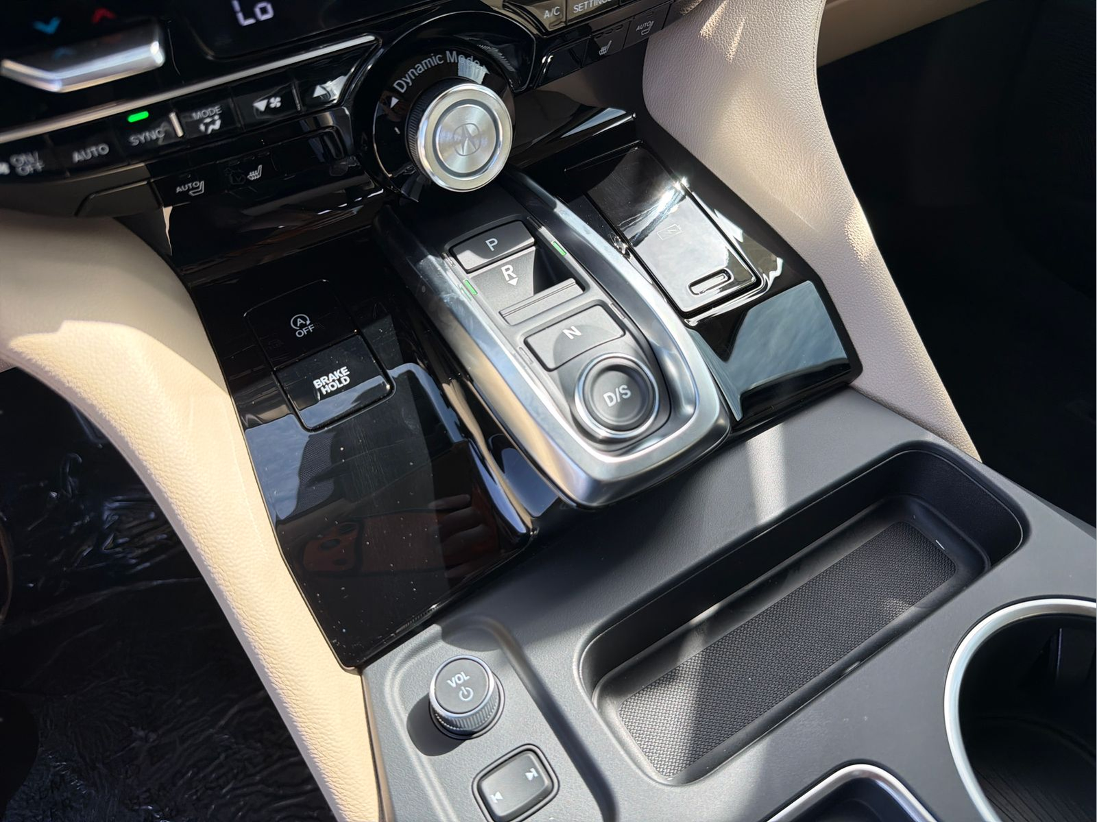 New 2026 Platinum White Pearl Acura Base image 24