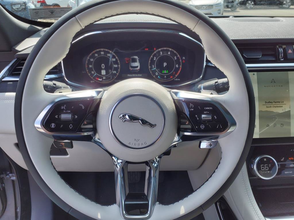 New 2026 Eiger Grey Metallic Jaguar R-Dynamic S image 13