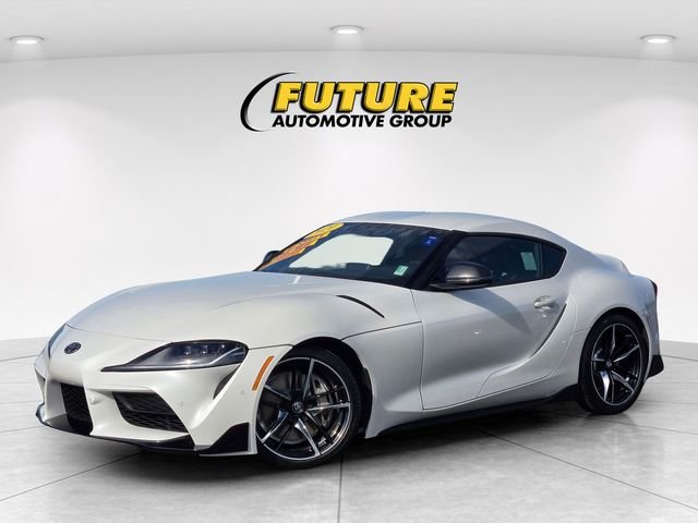 Used 2020  Toyota 3.0 image 8