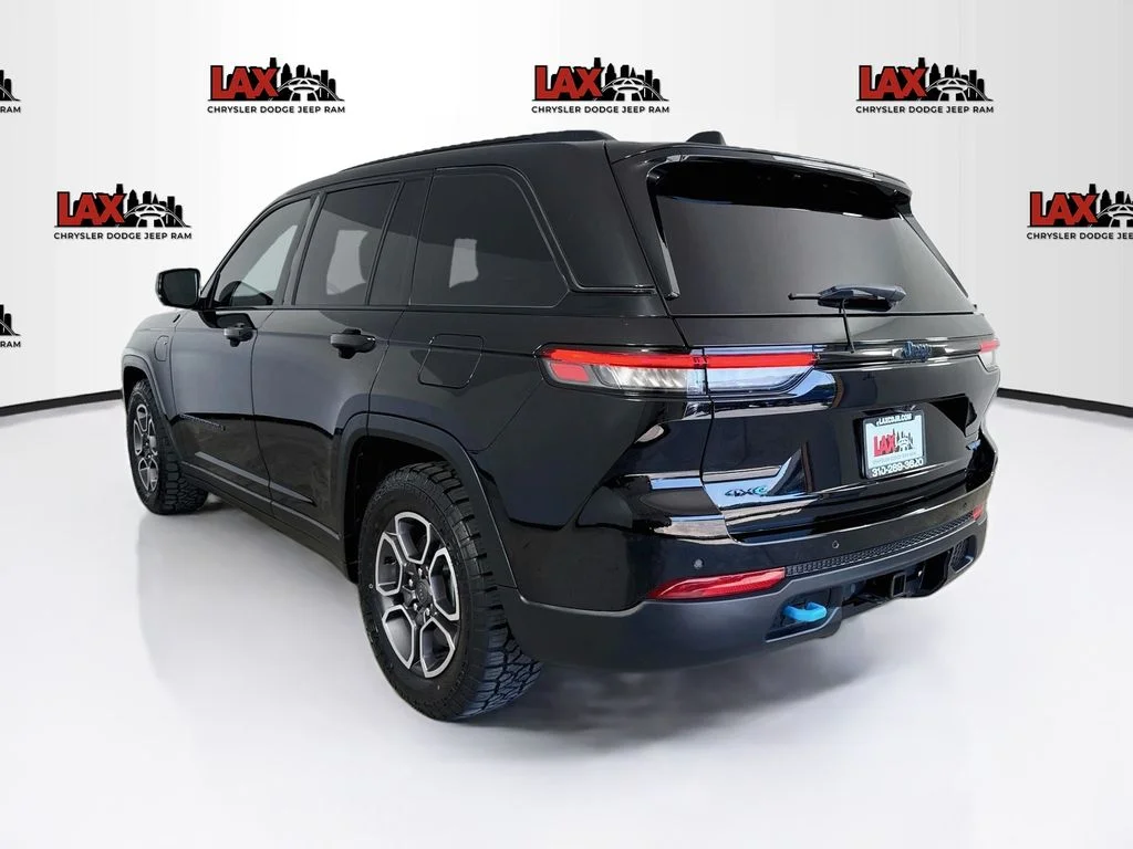 Used 2022 Black Jeep Trailhawk 4xe image 7