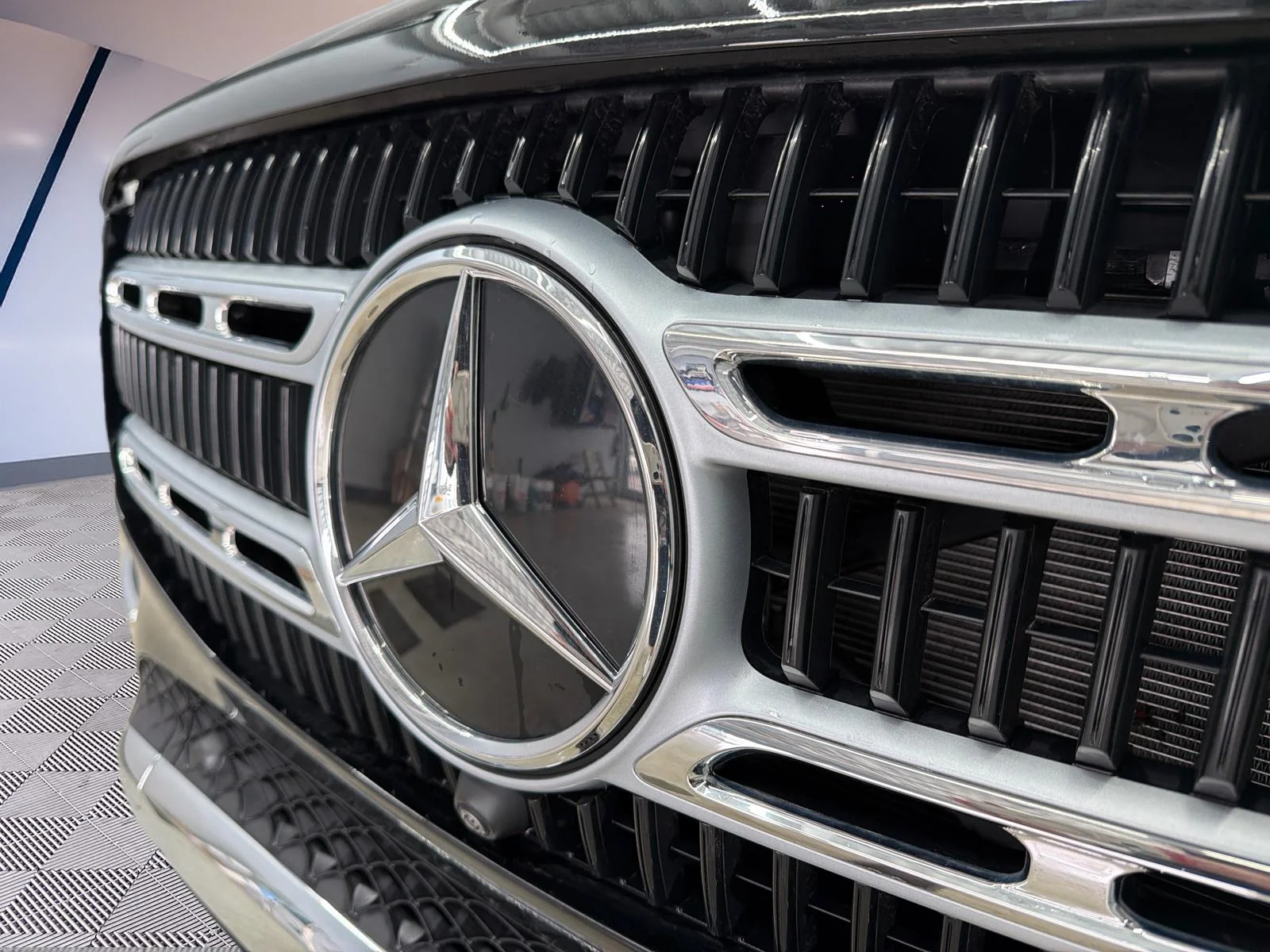 Used 2025 Black Mercedes-Benz Gle 350 4matic Suv image 12