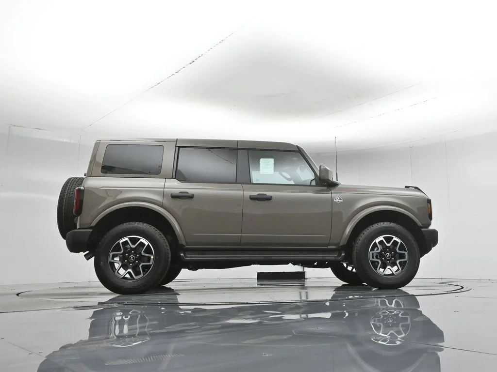 New 2026 Marsh Gray Ford Outer Banks image 7
